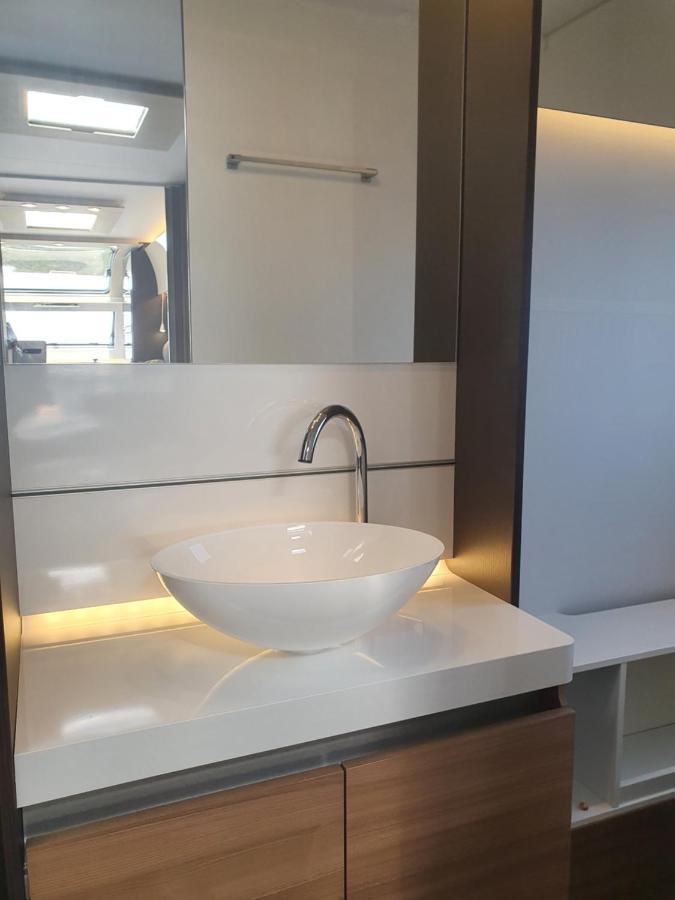 Lane Tiny Homes, Nahe Hannover Messe Buitenkant foto