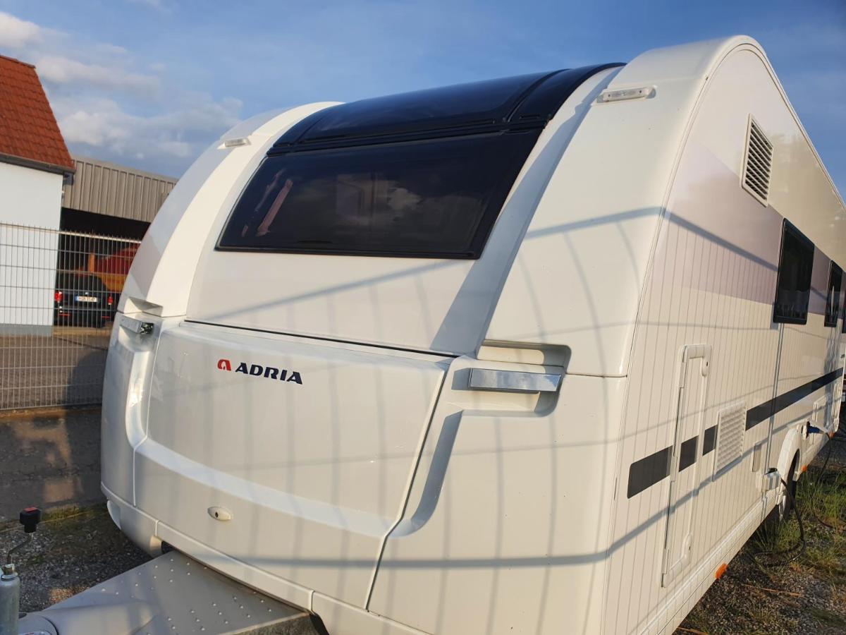 Lane Tiny Homes, Nahe Hannover Messe Buitenkant foto