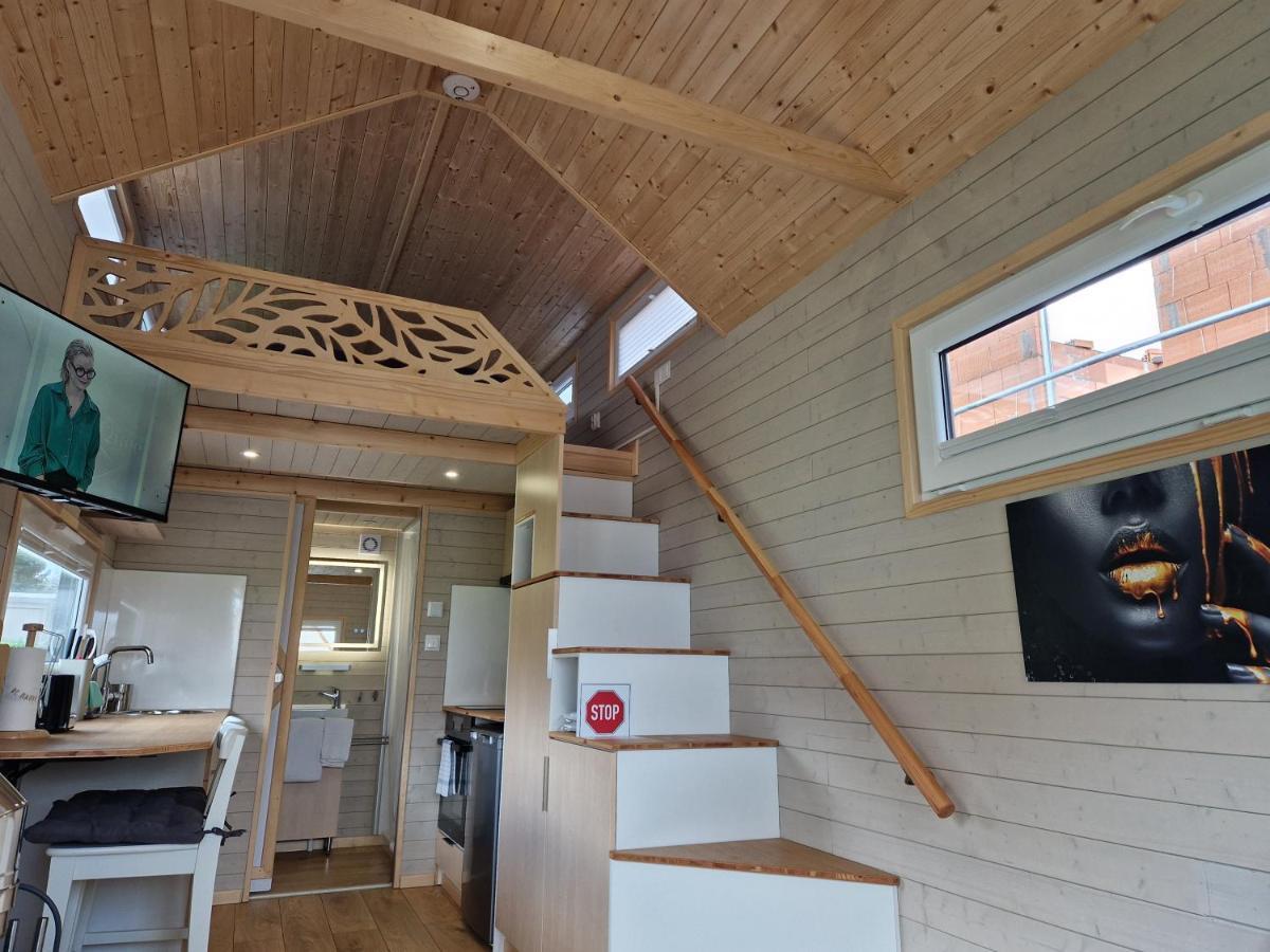 Lane Tiny Homes, Nahe Hannover Messe Buitenkant foto